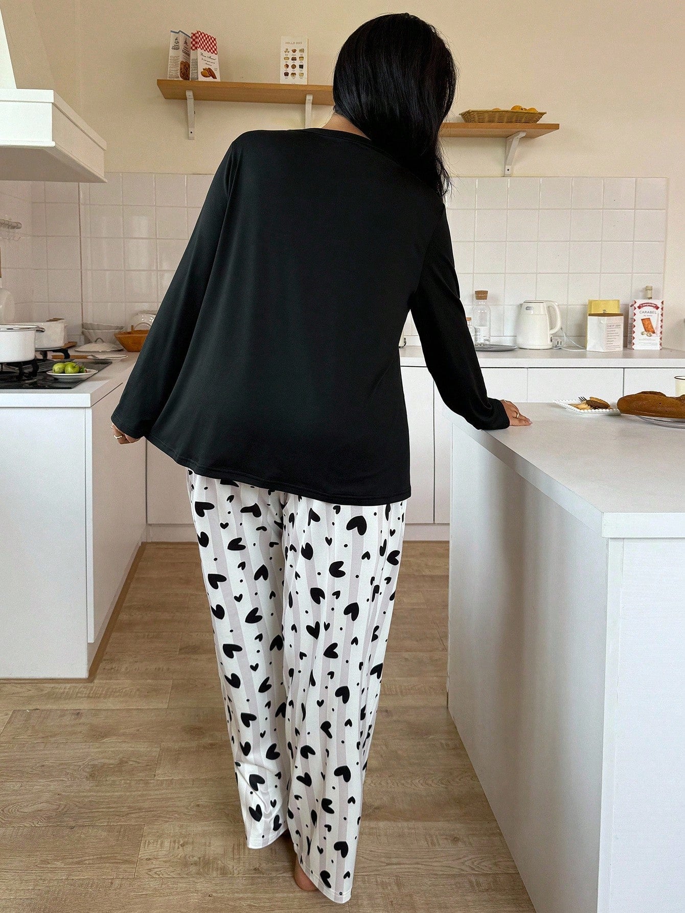 Black Pocket Printed Night Suit