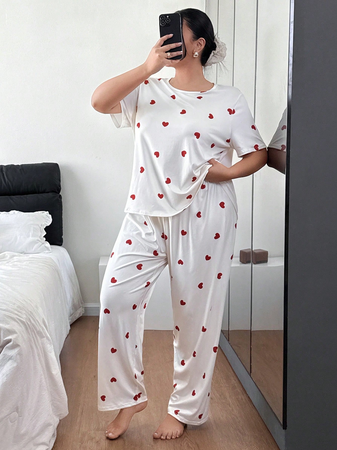 White Heart Printed Night Suit