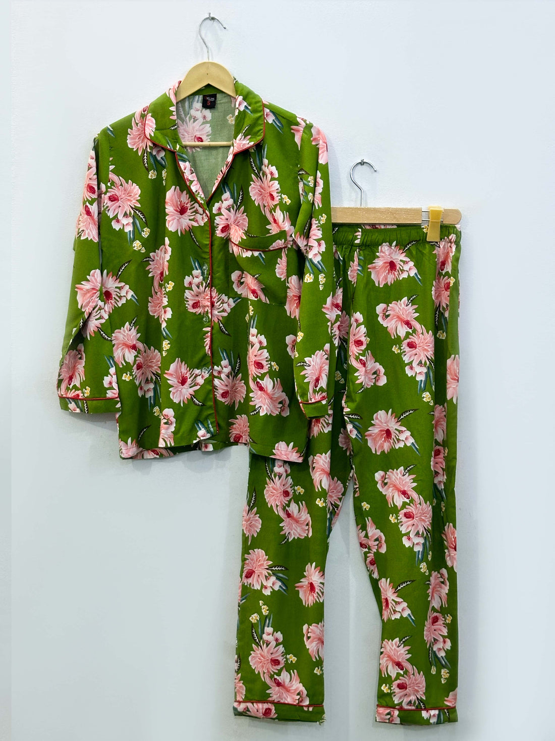 Imported Linen Printed Rosy Garden PJ Set-LP19