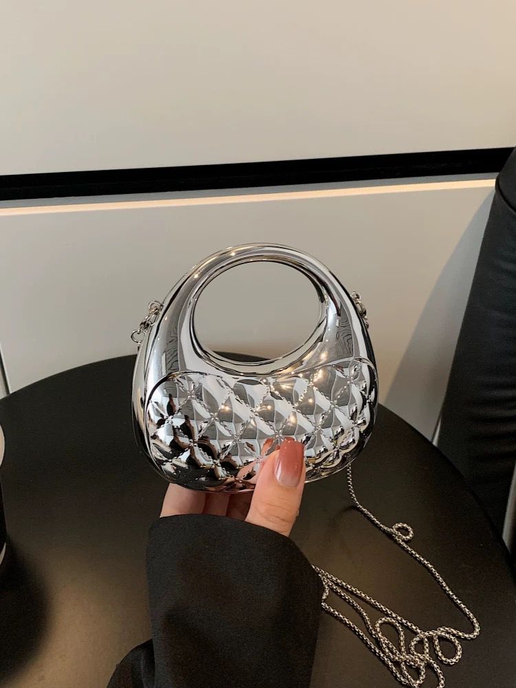 Stella Chic Moon Bag – Acrylic Mini Chain Bag