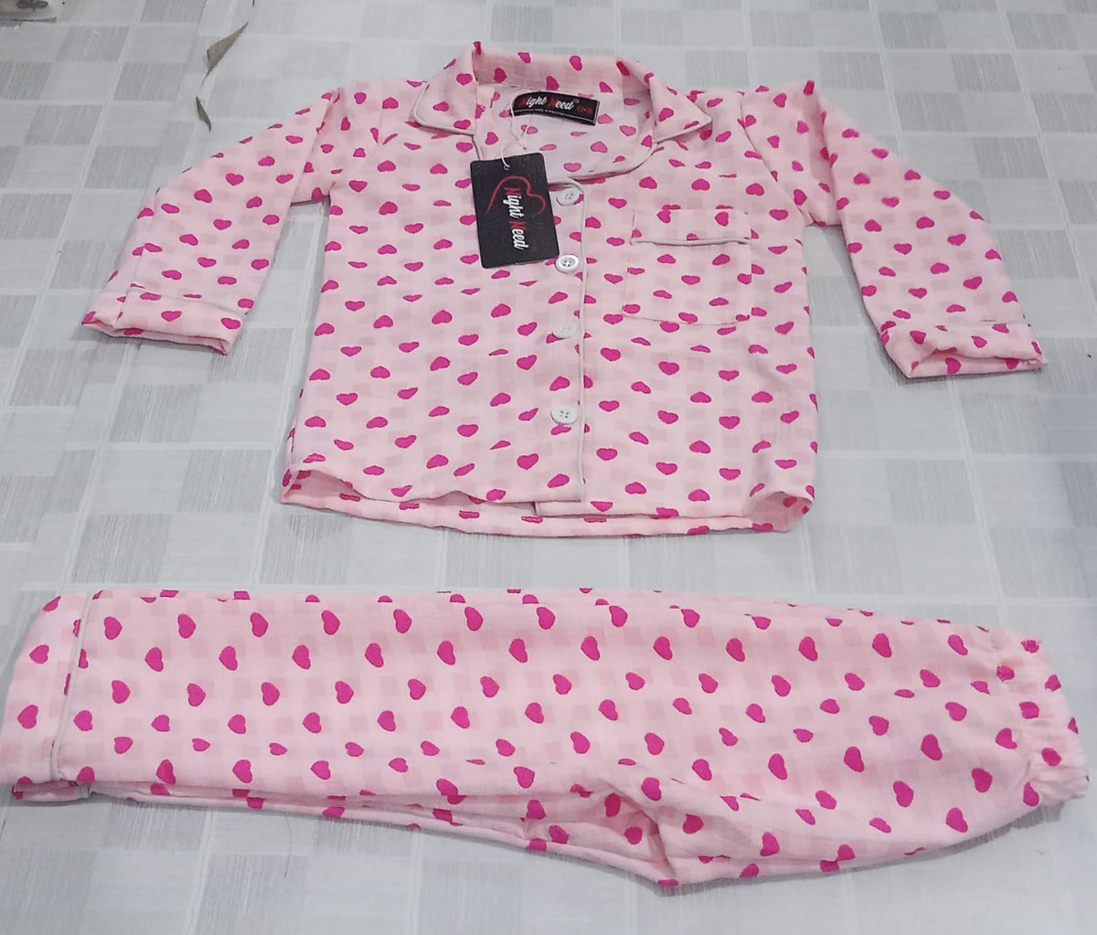 Kids Pink Heart Printed Crinkled Cotton Night Suit